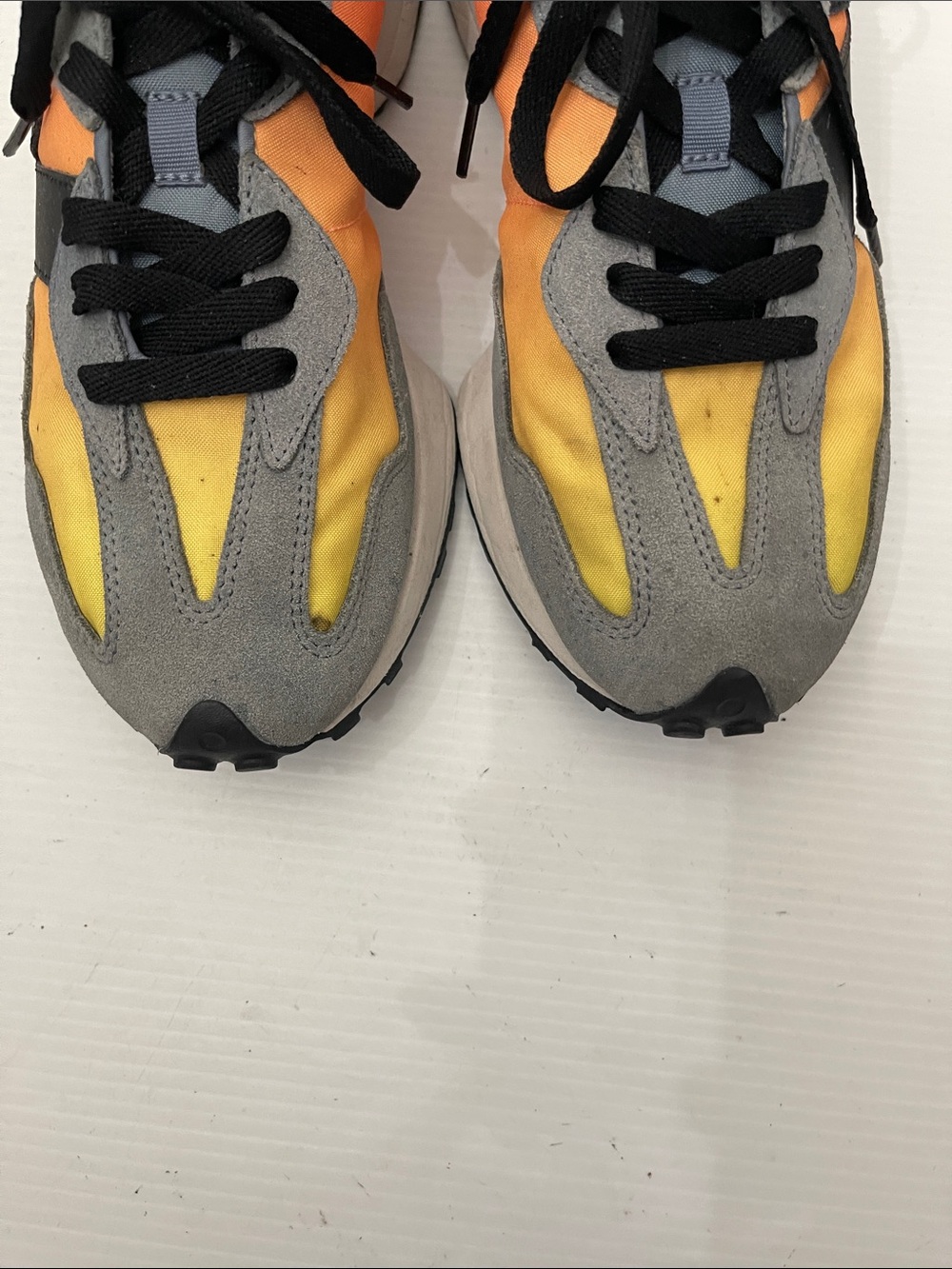 NEW BALANCE 327 CITRUS PUNCH CYCLONE RUNNING SNEAKERS MENS SIZE 11 - Picture 9 of 15